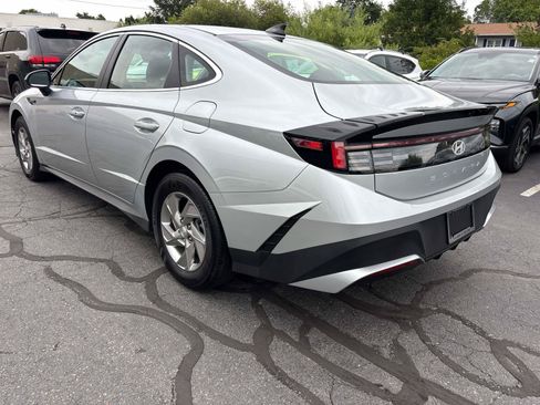 Certified 2026 Hyundai Sonata SE FWD image 3