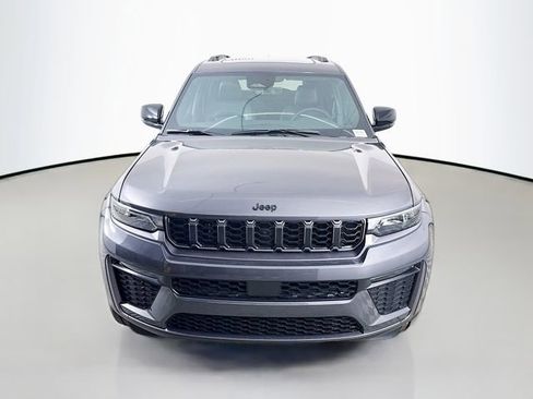New 2026 Jeep Grand Cherokee L Limited image 2
