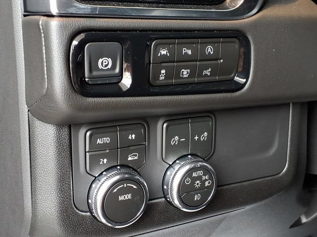 New 2026 GMC Yukon Elevation AWD/4WD image 14