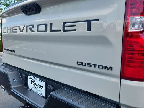 New 2026 Chevrolet Silverado 1500 Custom Trail Boss w/ LPO, Dark Essentials Package AWD/4WD image 11