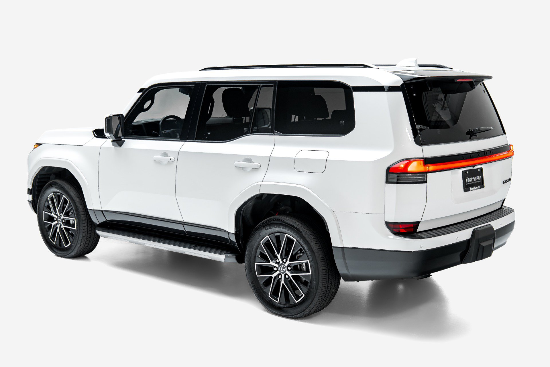 Used 2024 Lexus GX 550 w/ Accessory Package (2T) AWD/4WD image 11