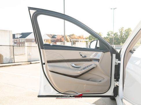 Used 2016 Mercedes-Benz S 550 Sedan image 41