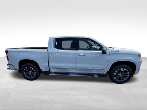 New 2026 Chevrolet Silverado 1500 High Country w/ Technology Package AWD/4WD image 9