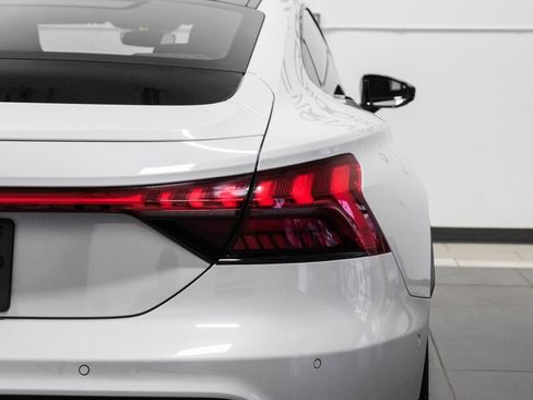 Used 2024 Audi e-tron GT Prestige image 50
