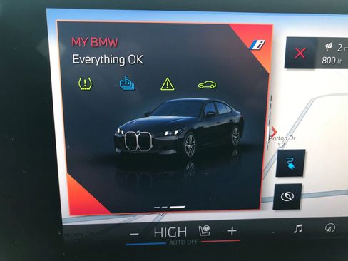 Used 2025 BMW i4 xDrive40i w/ Premium Package image 25