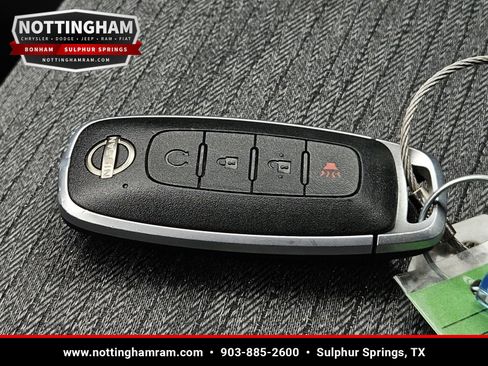 Used 2023 Nissan Rogue SV AWD/4WD image 33