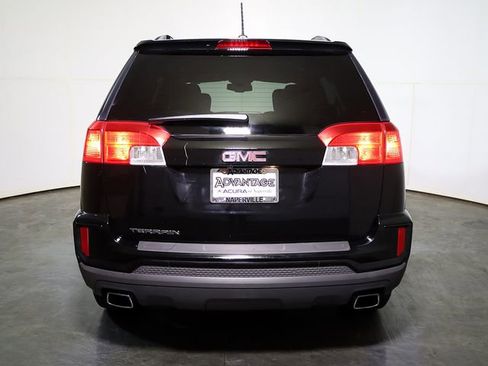 Used 2017 GMC Terrain SLE w/ Nightfall Package FWD image 10