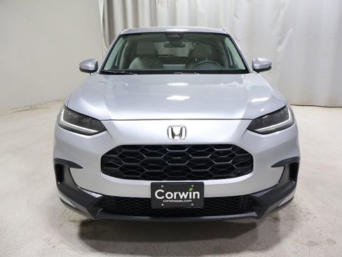 New 2026 Honda HR-V LX image 2