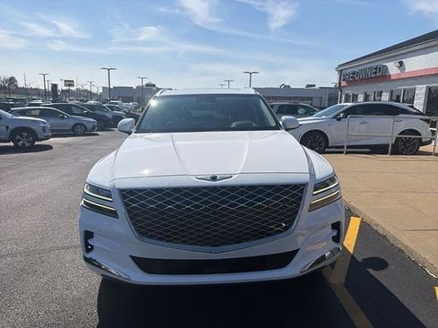 Used 2022 Genesis GV80 2.5T w/ Prestige Package 04 image 13