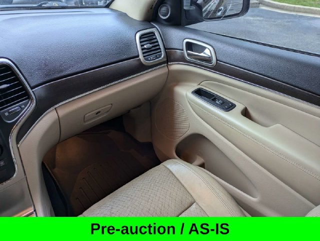 Used 2017 Jeep Grand Cherokee Limited w/ Luxury Group II RWD image 18