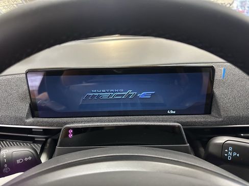 New 2025 Ford Mustang Mach-E Premium image 20