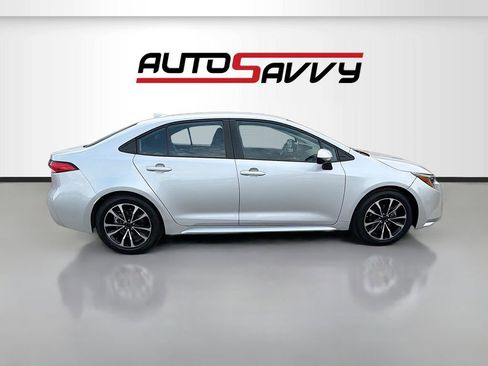 Used 2022 Toyota Corolla LE FWD image 8