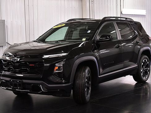 New 2026 Chevrolet Equinox RS w/ LPO, Floor Liner Package image 3