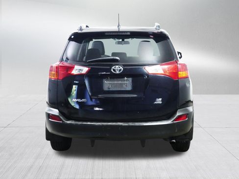 Used 2014 Toyota RAV4 LE AWD/4WD image 6