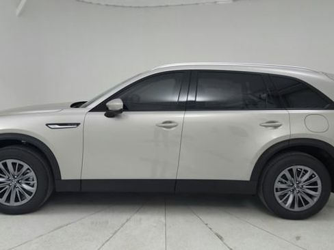Used 2025 MAZDA CX-90 3.3 Turbo w/ Preferred Package AWD/4WD image 2
