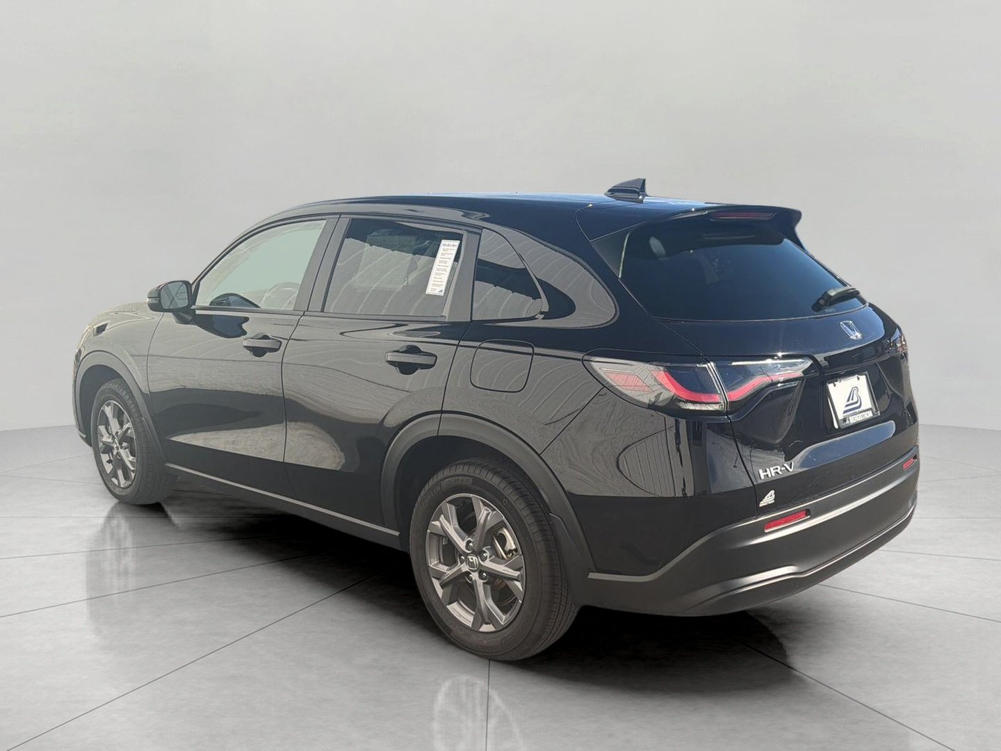 Used 2026 Honda HR-V LX image 10