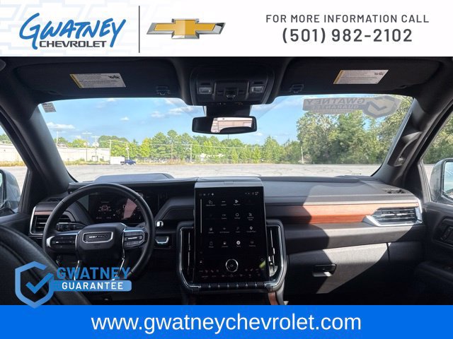 Used 2025 GMC Yukon Denali AWD/4WD image 27