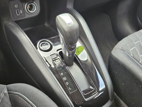 Used 2022 Nissan Kicks S FWD image 26