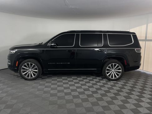 Used 2022 Jeep Grand Wagoneer Series I AWD/4WD image 2