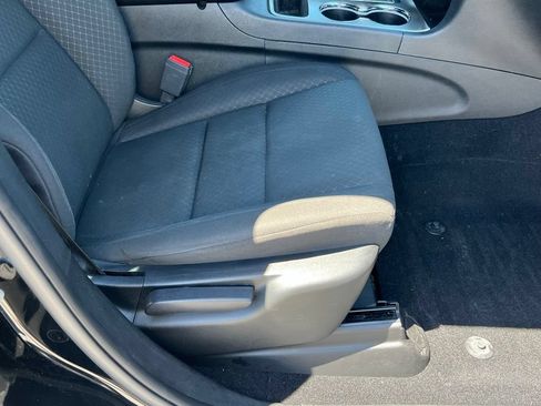 Used 2021 Jeep Grand Cherokee Laredo AWD/4WD image 17