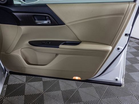 Used 2014 Honda Accord EX-L image 47