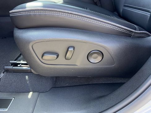 Used 2025 GMC Sierra EV Denali AWD/4WD image 10