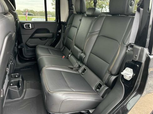 New 2026 Jeep Gladiator Sport image 23