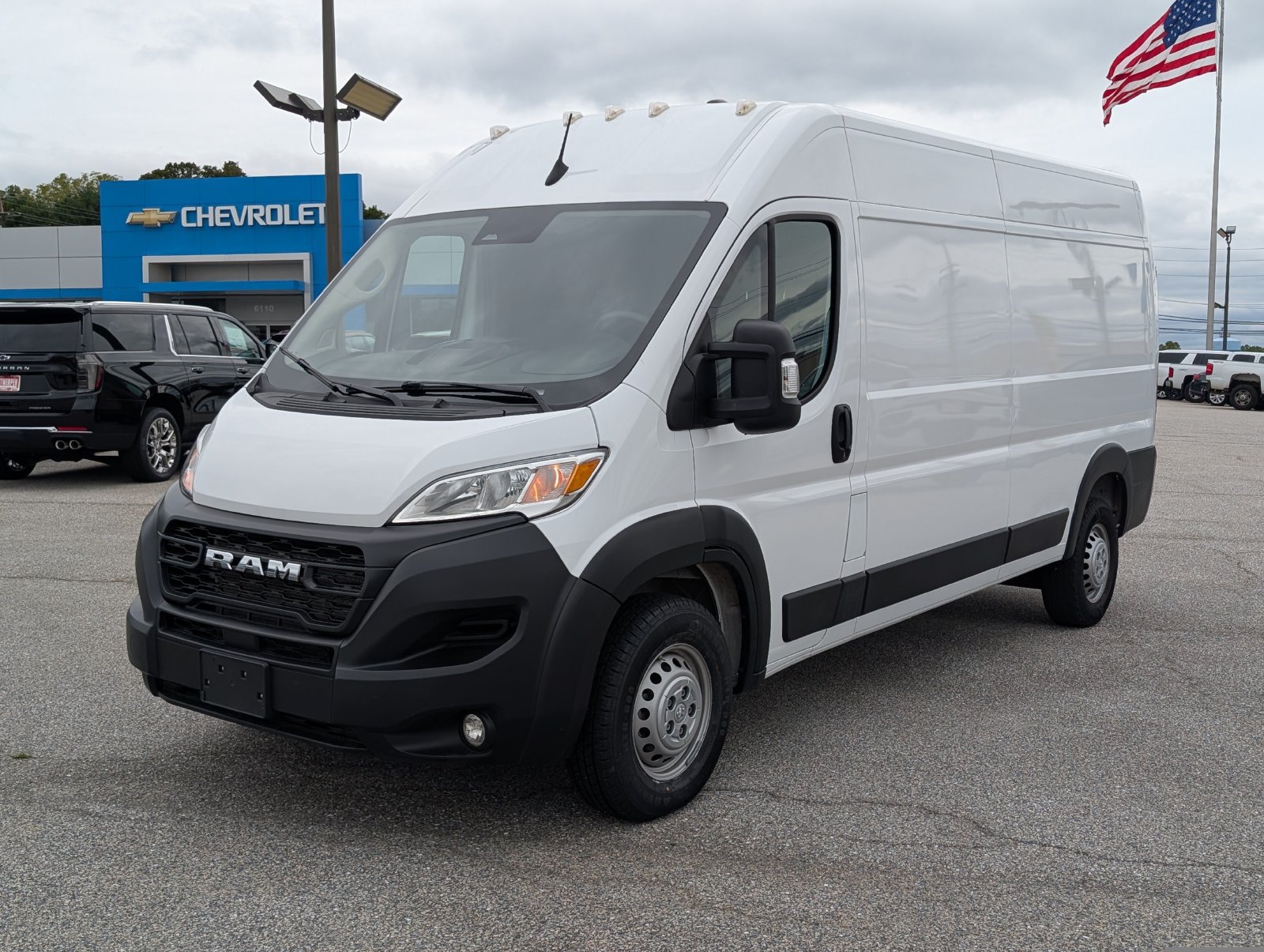 Used 2025 RAM ProMaster 2500 w/ Convenience Group FWD image 7