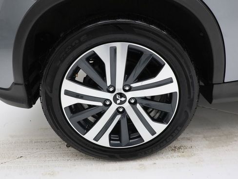 Used 2024 Mitsubishi Outlander Sport 2.0 SE image 9