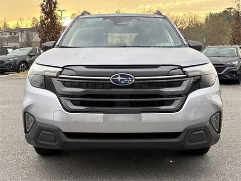 Certified 2025 Subaru Forester Premium image 8