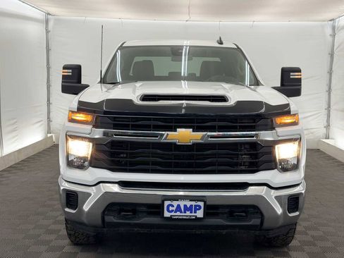Used 2024 Chevrolet Silverado 3500 LT image 8