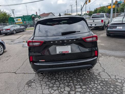 Used 2023 Ford Escape ST-Line w/ Tech Pack #1 FWD image 7