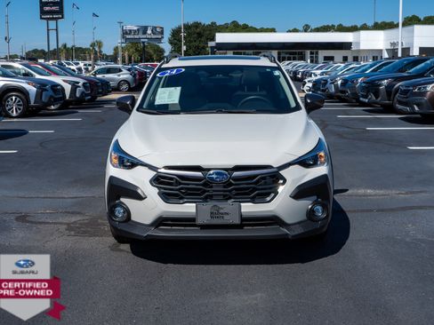 Certified 2024 Subaru Crosstrek 2.0i Premium image 8