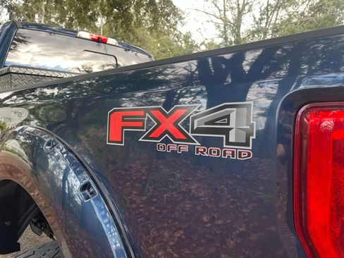 Used 2019 Ford F250 Lariat w/ Lariat Value Package image 17