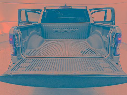Used 2022 RAM 1500 Big Horn image 7