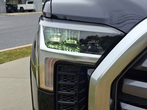 Certified 2026 Toyota Tundra Limited AWD/4WD image 9