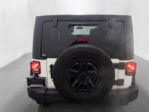 Used 2015 Jeep Wrangler Unlimited Sport w/ Quick Order Package 24S image 6