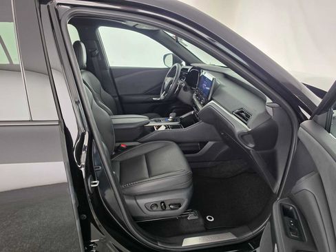 Certified 2026 Lexus TX 350 FWD w/ Technology Package image 10