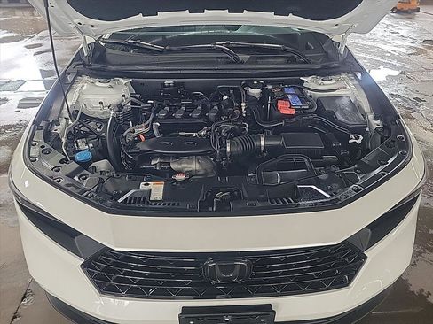 Used 2024 Honda Accord EX image 9