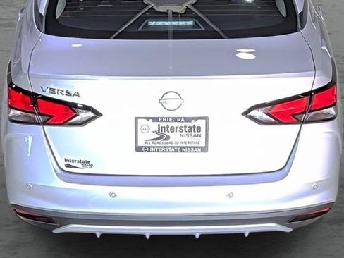 Used 2025 Nissan Versa SV w/ Trunk Package FWD image 11