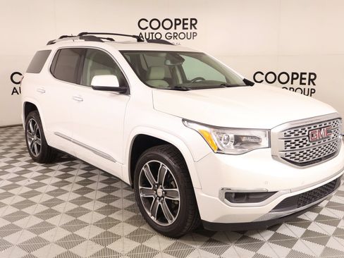 Used 2018 GMC Acadia Denali w/ Technology Package AWD/4WD image 1