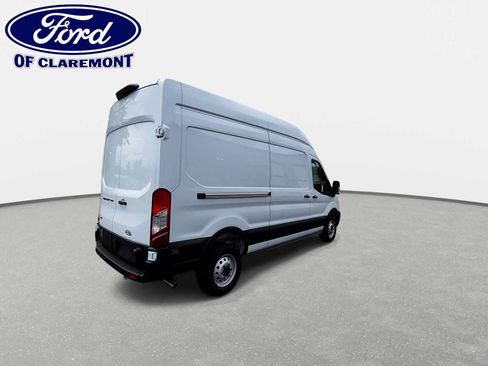 New 2026 Ford Transit 250 148 High Roof AWD image 8
