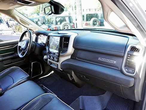Used 2021 RAM 3500 Laramie AWD/4WD image 18