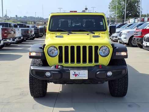 Used 2023 Jeep Gladiator Rubicon w/ Trailer Tow Package AWD/4WD image 3