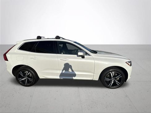 Used 2018 Volvo XC60 T8 R-Design w/ Convenience Package AWD/4WD image 5