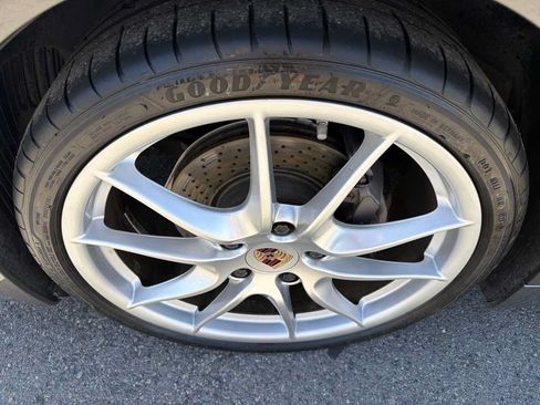 Used 2015 Porsche Cayman RWD image 16