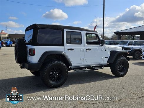 Used 2022 Jeep Wrangler Unlimited Sport image 11