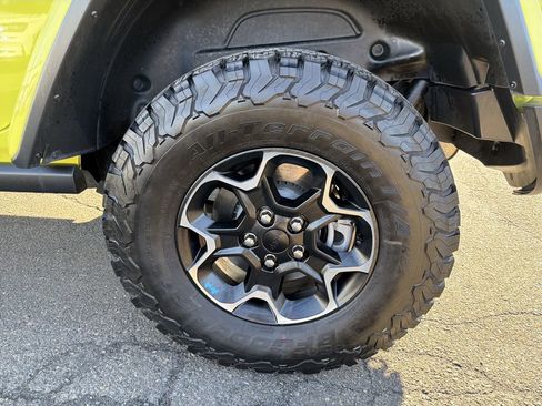 Used 2023 Jeep Wrangler Unlimited Rubicon 4xe w/ Cold Weather Group image 31