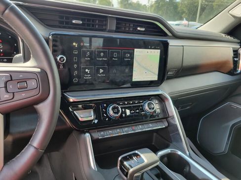 Used 2021 GMC Sierra 1500 AT4 w/ AT4 Preferred Package image 14