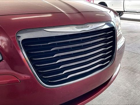 Used 2014 Chrysler 300 S RWD image 26